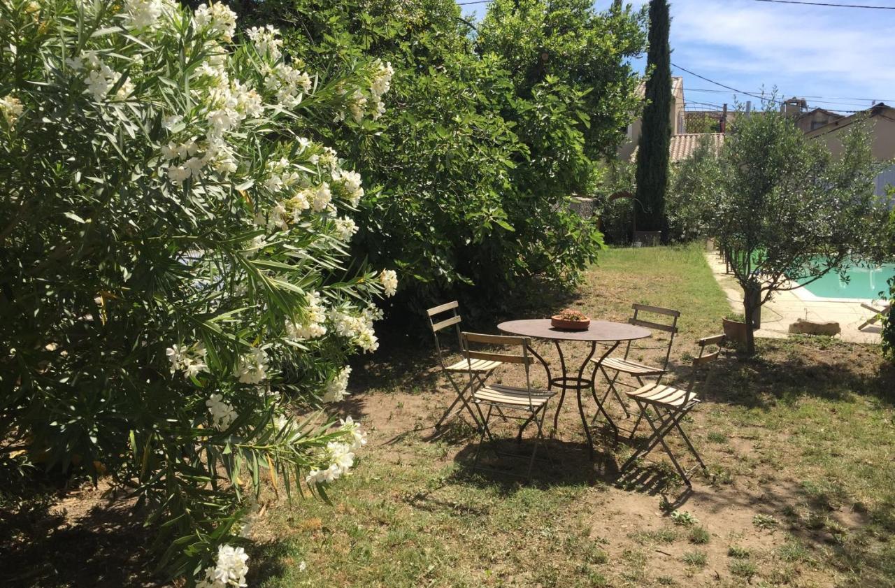 Le Petit Jeu Grignan Bed & Breakfast Bagian luar foto